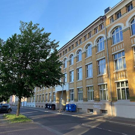 Stilvolles Loft Mit Kostenlosem Fahrrad Магдебург Екстериор снимка
