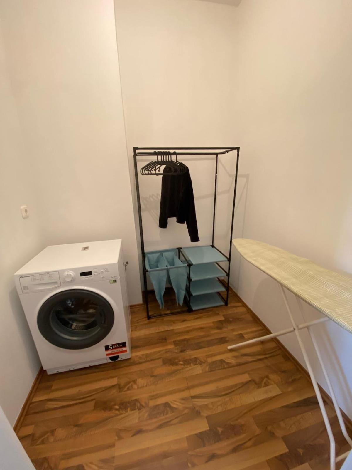 Stilvolles Loft Mit Kostenlosem Fahrrad Магдебург Екстериор снимка