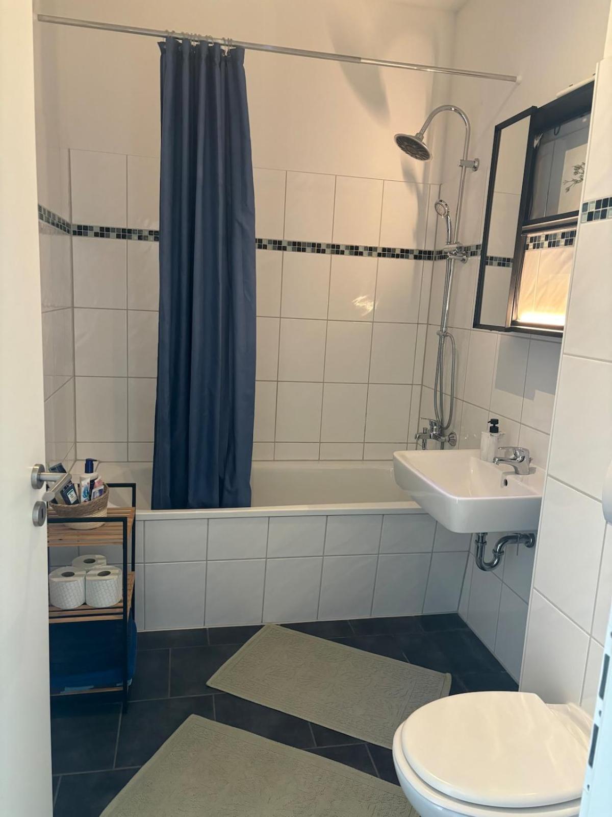 Stilvolles Loft Mit Kostenlosem Fahrrad Магдебург Екстериор снимка