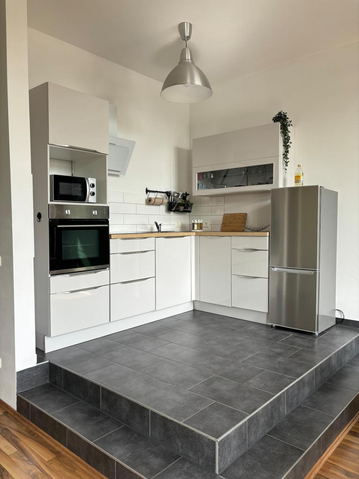 Stilvolles Loft Mit Kostenlosem Fahrrad Магдебург Екстериор снимка
